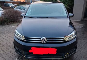 VW Touran 116.000 km 16.899 &euro; Duisburg 47249