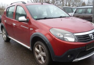 Dacia Sandero 233.000 km 2.950 &euro; Bottrop 46238