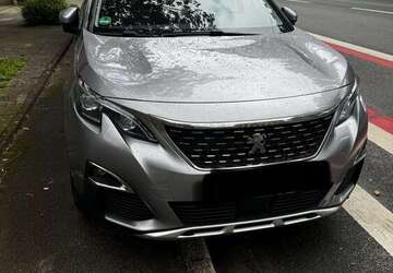 Peugeot 5008 135.000 km 13.000 &euro; Oberhausen 46119