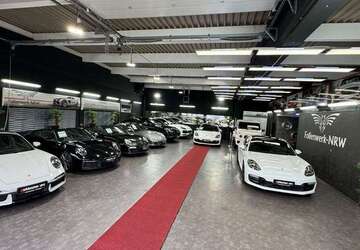 Porsche Cayenne 247.809 km 23.970 &euro; Krefeld 47800