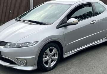 Honda Civic 100.000 km 5.990 &euro; Oberhausen 46119