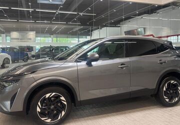 Nissan Qashqai 21.199 km 30.880 &euro; Oberhausen 46049