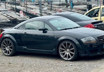 Audi TT 243.000 km 7.950 &euro; Essen 45130