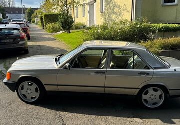 Mercedes-Benz 190 122.500 km 10.499 &euro; Bochum 44797