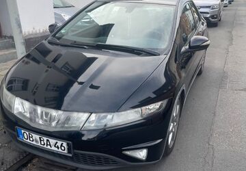 Honda Civic 372.527 km 1.950 &euro; Oberhausen 46049