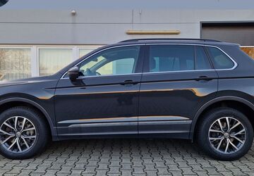 VW Tiguan 121.500 km 21.893 &euro; Neukirchen-Vluyn 47506