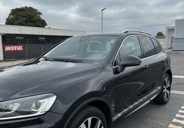 VW Touareg 192.000 km 22.000 &euro; Duisburg 47137