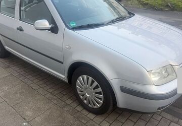 VW Bora 96.500 km 1.900 &euro; Essen 45143