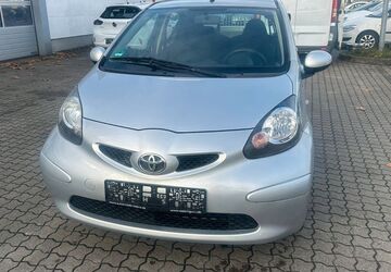 Toyota Aygo (X) 119.000 km 2.800 &euro; Bochum 44866