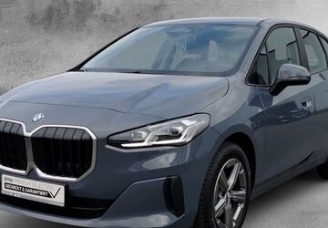 BMW 218 Active Tourer 7.910 km 28.089 &euro; Krefeld 47800