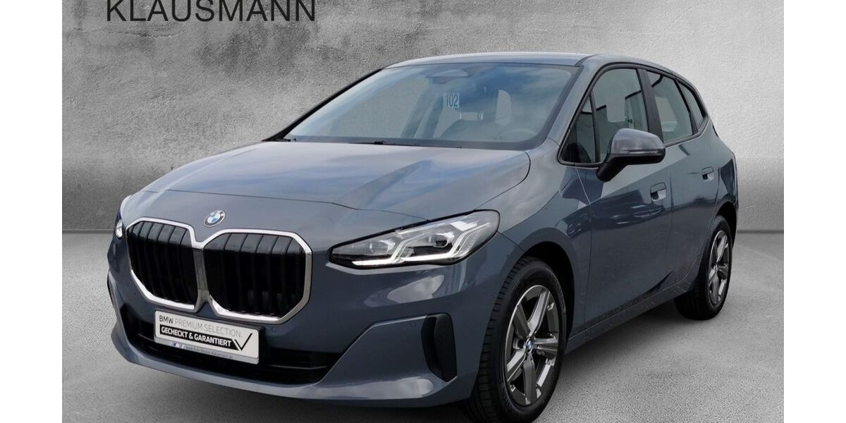 BMW 218 Active Tourer 7.910 km 28.089 &euro; Krefeld 47800