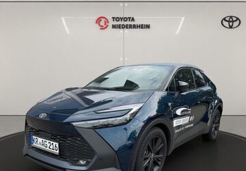 Toyota C-HR 8.736 km 28.880 &euro; Krefeld 47809