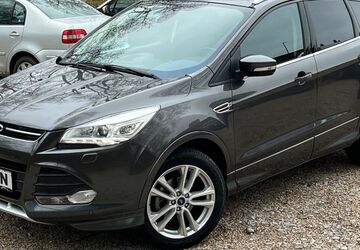 Ford Kuga 92.805 km 10.999 &euro; Duisburg 47137
