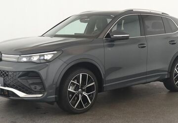 VW Tiguan 25.800 km 46.284 &euro; Düsseldorf 40233