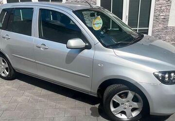 Mazda 2 113.000 km 3.990 &euro; Oberhausen 46145