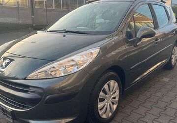 Peugeot 207 136.000 km 1.990 &euro; Recklinghausen 45663