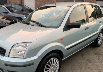 Ford Fusion 120.000 km 2.990 &euro; Moers 47443