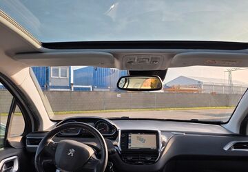 Peugeot 208 57.000 km 9.990 &euro; Hünxe 46569