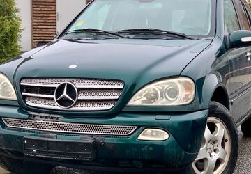 Mercedes-Benz ML 270 408.247 km 2.250 &euro; Gelsenkirchen 45884
