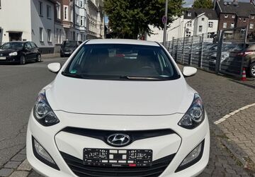 Hyundai i30 148.000 km 8.599 &euro; Gelsenkirchen 45879