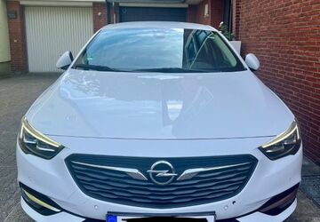 Opel Insignia 83.000 km 12.600 &euro; Oberhausen 46045