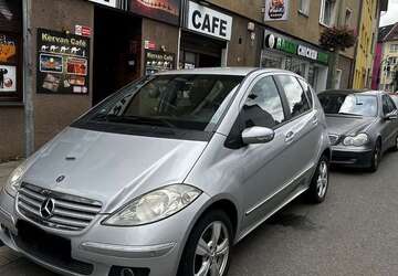 Mercedes-Benz A 170 217.000 km 1.499 &euro; Essen 45143