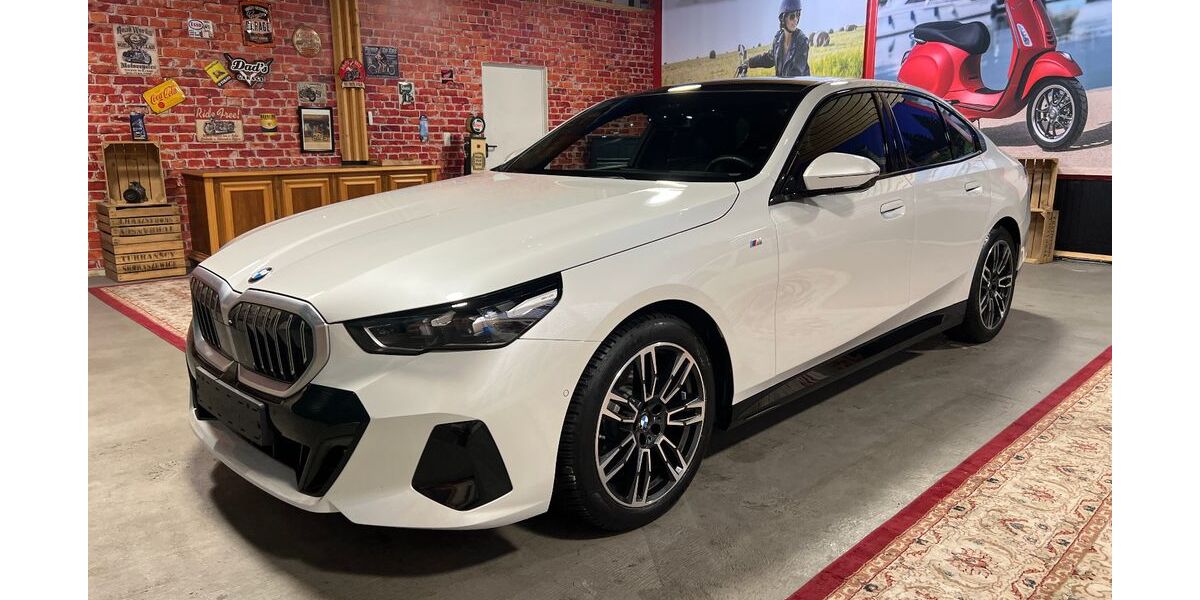 BMW 520 25.176 km 51.550 &euro; Oberhausen 46149
