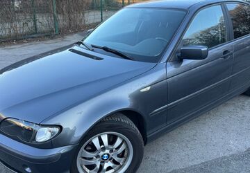 BMW 318 123.000 km 2.999 &euro; Essen 45133