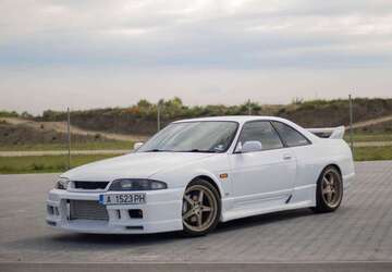 Nissan Skyline 117.000 km 24.900 &euro; Velbert 42553