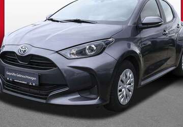 Toyota Yaris 99.230 km 17.989 &euro; Recklinghausen 45659