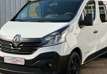 Renault Trafic 219.000 km 13.900 &euro; Krefeld 47799