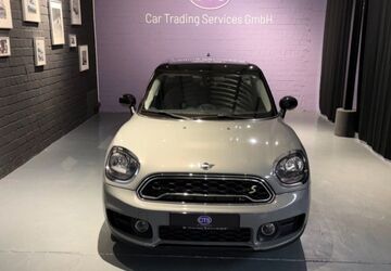 Mini Cooper SE 86.000 km 18.400 &euro; Düsseldorf 40476