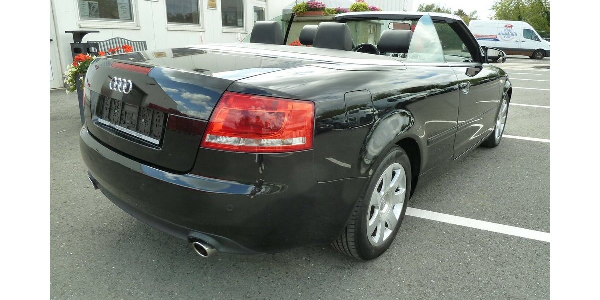 Audi A4 Cabrio 1.8 T Leder E-dach Navi kl. Mängel 161.000 km 3.900 &euro; Ratingen 40885
