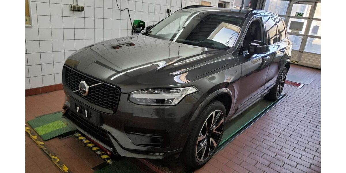 Volvo XC90 29.259 km 52.850 &euro; Essen-Kray 45309