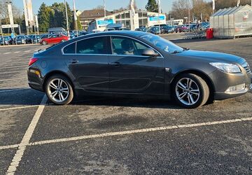 Opel Insignia 109.740 km 8.500 &euro; Bochum 44892