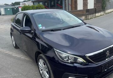 Peugeot 308 81.000 km 7.990 &euro; Gelsenkirchen 45884