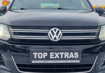 VW Tiguan 159.705 km 9.500 &euro; Duisburg 47178