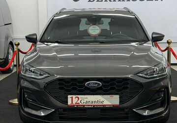 Ford Focus 21.471 km 19.599 &euro; Oberhausen 46049