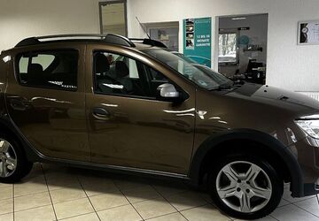 Dacia Sandero 73.459 km 7.999 &euro; Voerde 46562