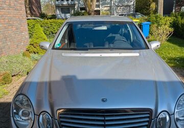 Mercedes-Benz E 200 65.700 km 7.000 &euro; Oberhausen 46149