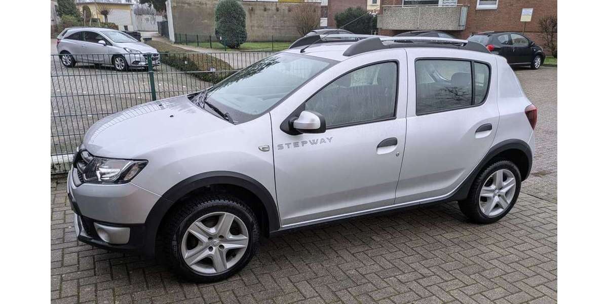 Dacia Sandero 143.000 km 5.900 &euro; Wesel 46485