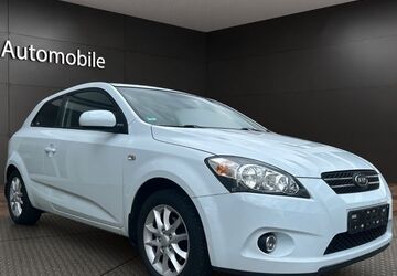 Kia ceed / Ceed 184.000 km 3.390 &euro; Recklinghausen 45659