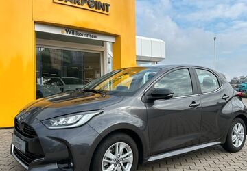 Mazda 2 17.900 km 18.990 &euro; Neukirchen-Vluyn 47506