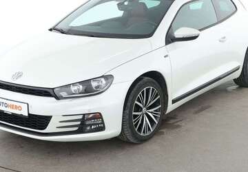 VW Scirocco 95.839 km 17.380 &euro; Essen 45141