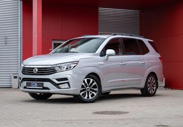 SsangYong Rodius 114.000 km 18.000 &euro; Mülheim an der Ruhr 45473