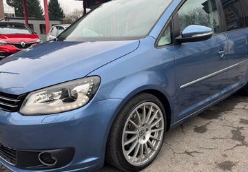 VW Touran 129.000 km 9.300 &euro; essen 45359