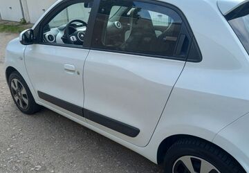 Renault Twingo 67.000 km 5.900 &euro; Essen 45138