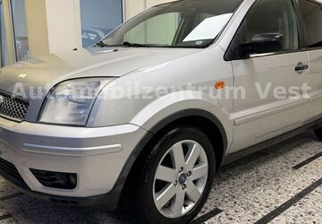 Ford Fusion 80.000 km 2.690 &euro; Recklinghausen 45657