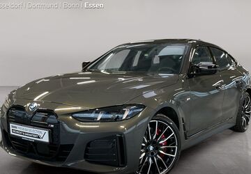 BMW i4 29.524 km 60.999 &euro; Essen 45141