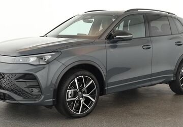 VW Tiguan 16.200 km 48.284 &euro; Düsseldorf 40233